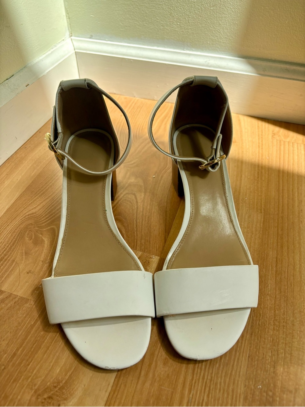 MICHAEL Michael Kors White Ankle-Strap Block Heel Sandals - Picture 2 of 12